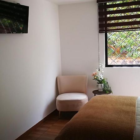 Chapelet Hostal ตาบาเบลา ภายนอก รูปภาพ