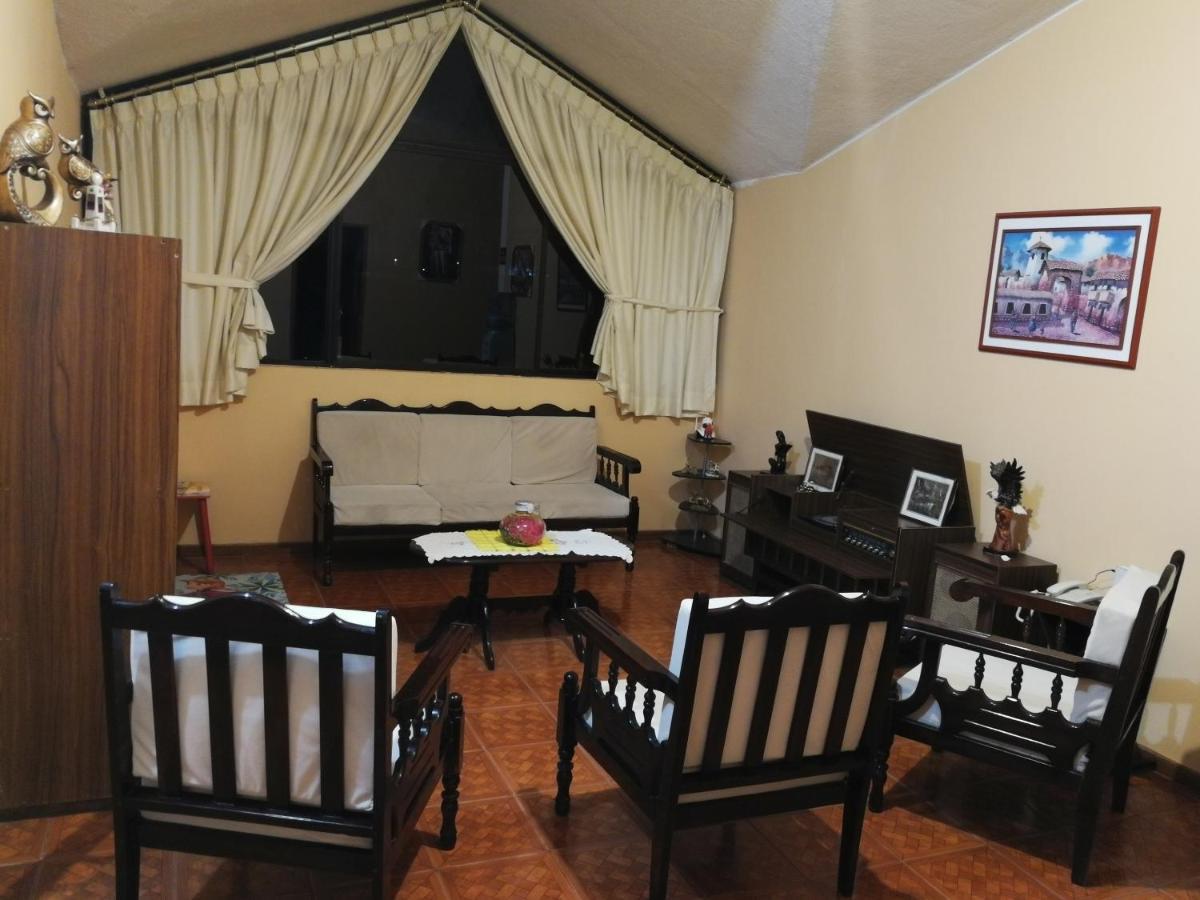 Chapelet Hostal ตาบาเบลา ภายนอก รูปภาพ