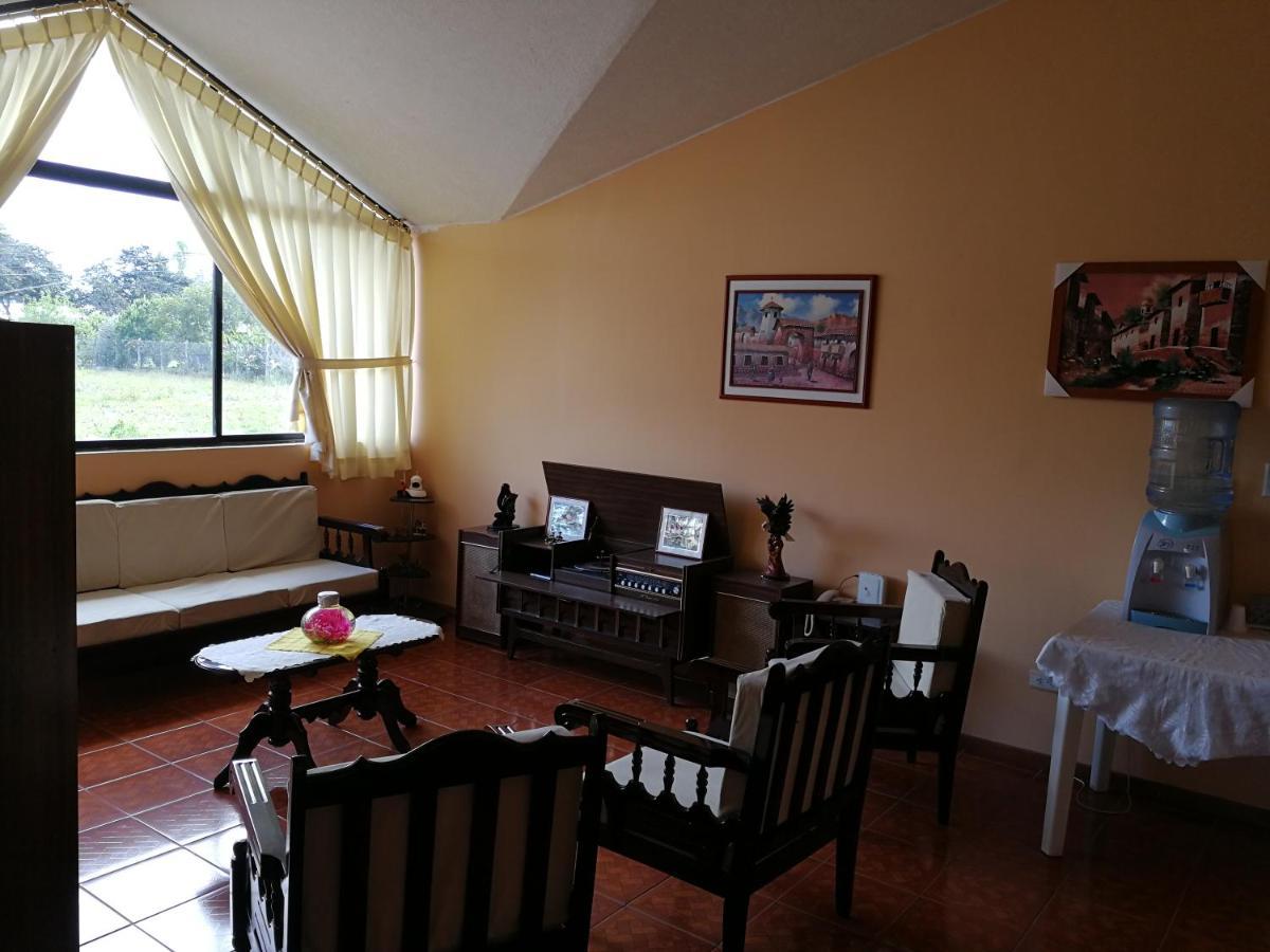 Chapelet Hostal ตาบาเบลา ภายนอก รูปภาพ