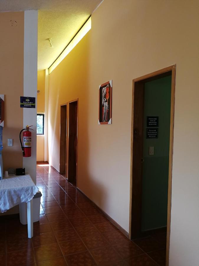 Chapelet Hostal ตาบาเบลา ภายนอก รูปภาพ