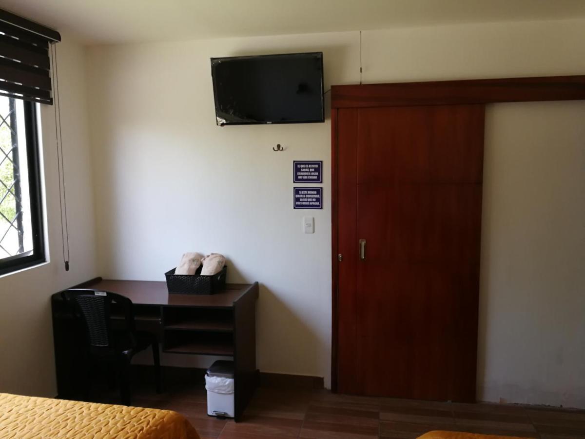 Chapelet Hostal ตาบาเบลา ภายนอก รูปภาพ