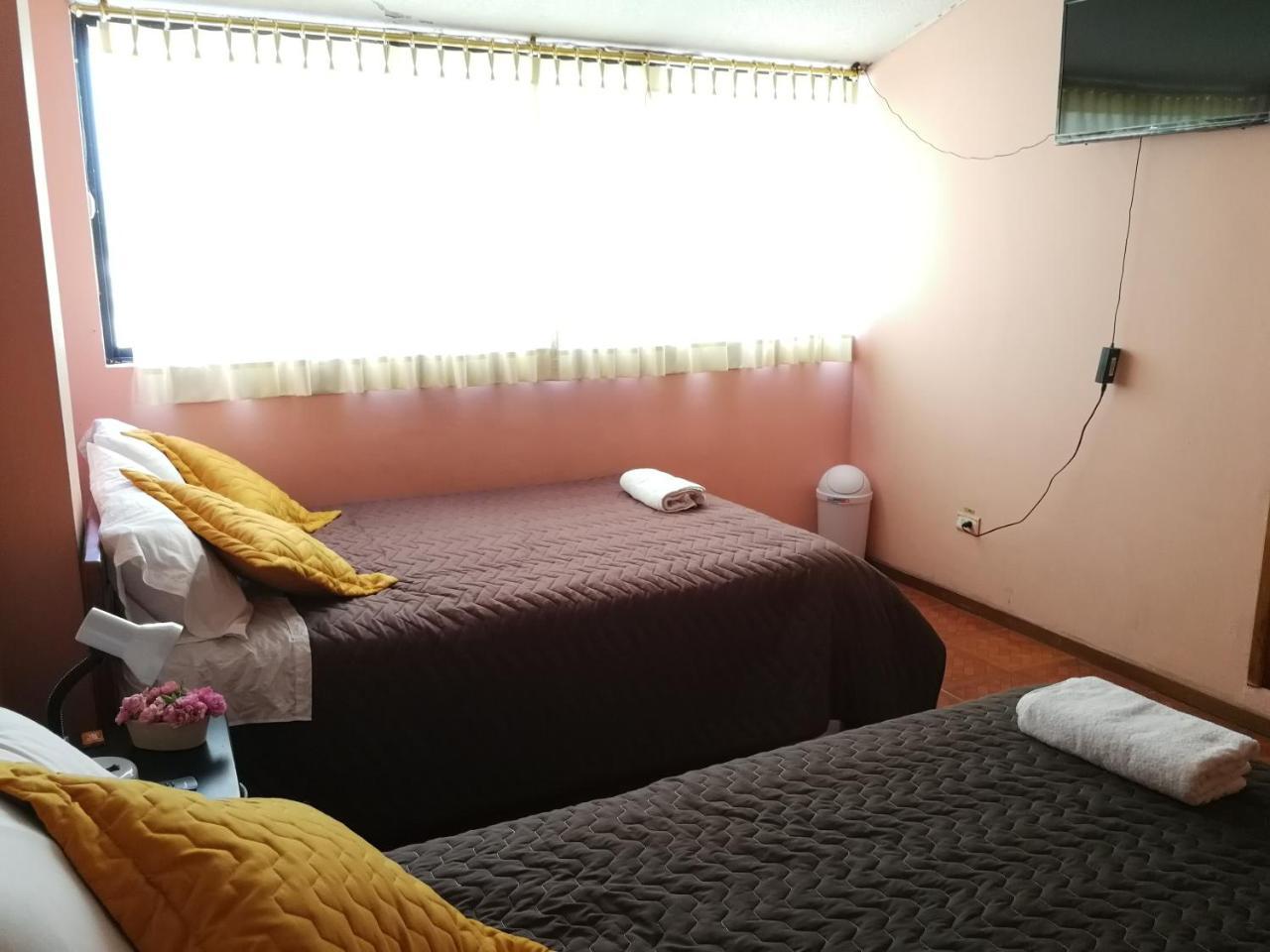 Chapelet Hostal ตาบาเบลา ภายนอก รูปภาพ