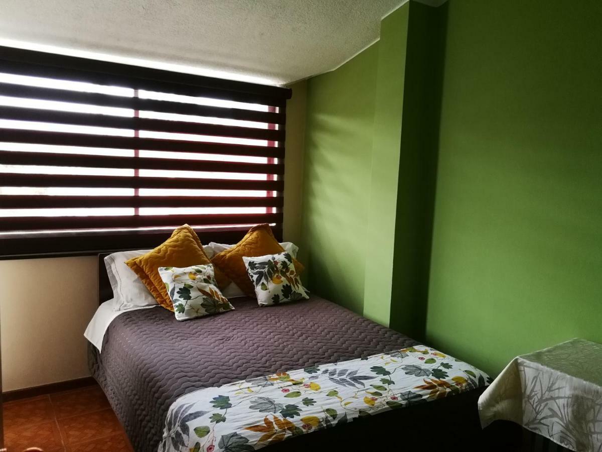 Chapelet Hostal ตาบาเบลา ภายนอก รูปภาพ