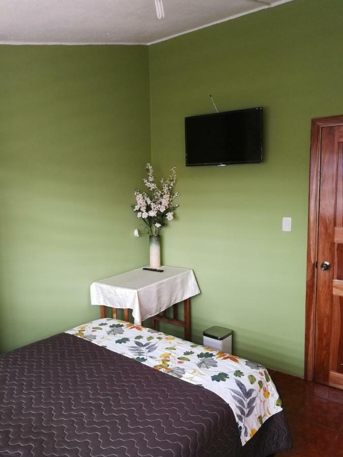 Chapelet Hostal ตาบาเบลา ภายนอก รูปภาพ